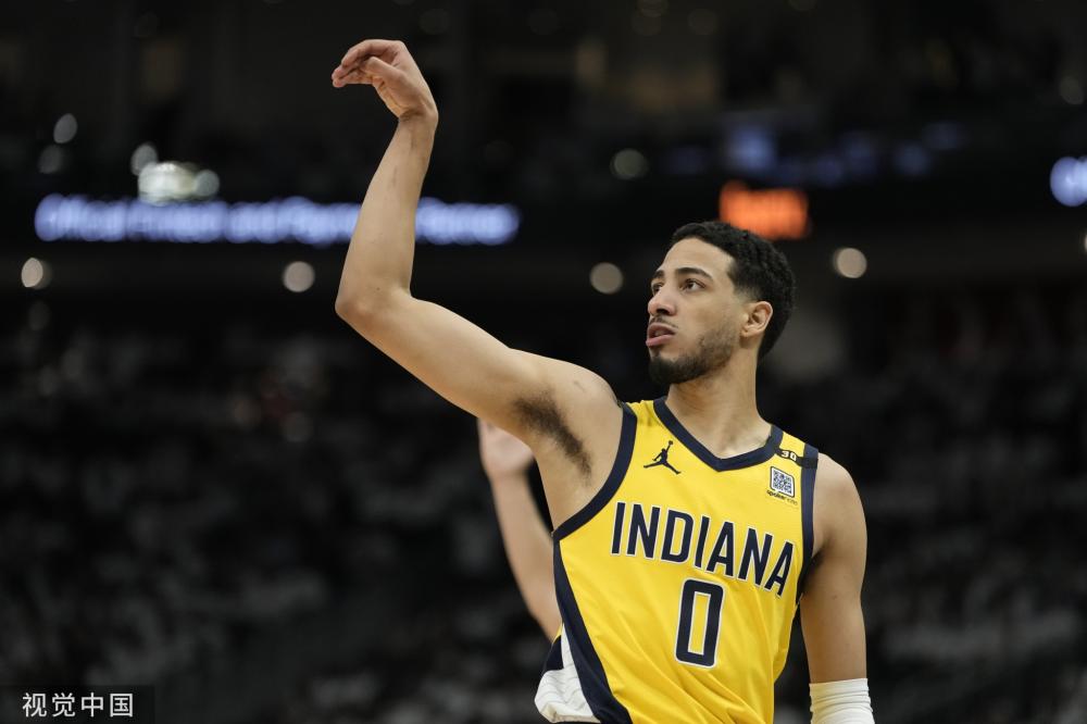 以其出色的 以其出色的