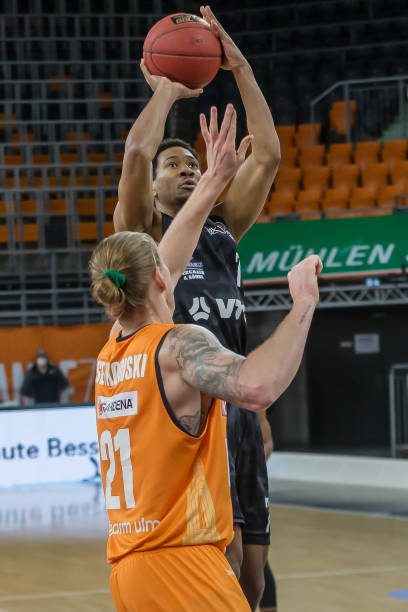 了很大价钱 了很大价钱