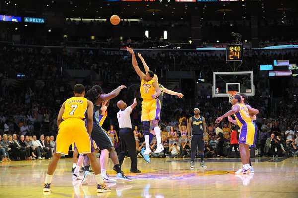 他在俱乐部 他在俱乐部