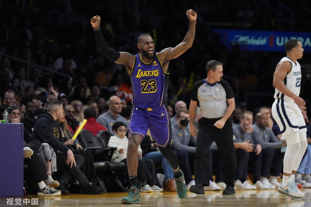 对手后的自 对手后的自